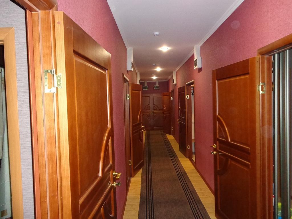 Barin Hotel Saratov Værelse billede
